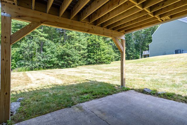 8 Alden Dr 8, Berlin, MA 01503