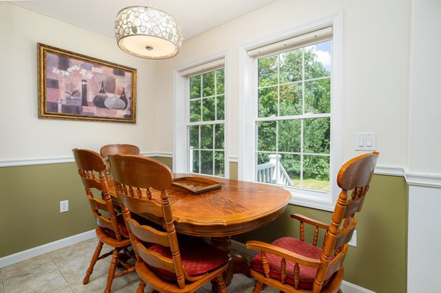 8 Alden Dr 8, Berlin, MA 01503