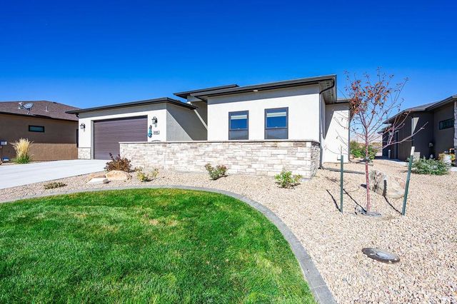 2698 Meadowcrest Court, Grand Junction, CO 81506