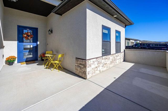 2698 Meadowcrest Court, Grand Junction, CO 81506