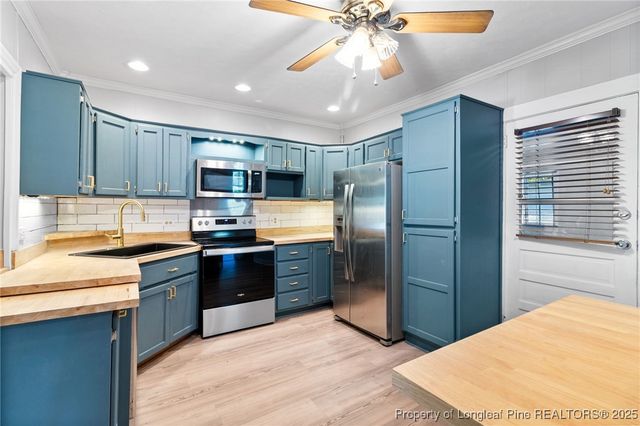 2313 Applebury Lane, Fayetteville, NC 28306