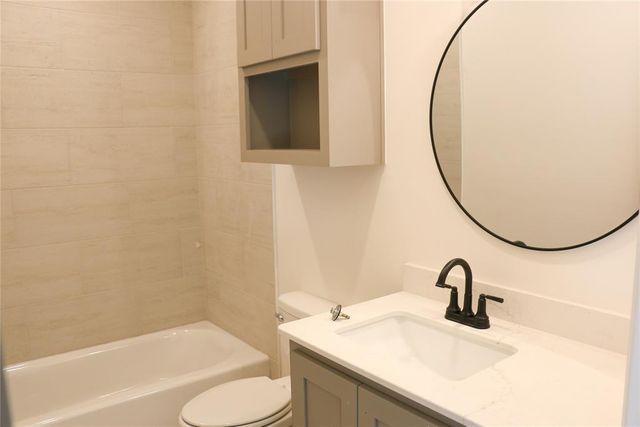 120 Mountain Laurel Way, Noble, OK 73068