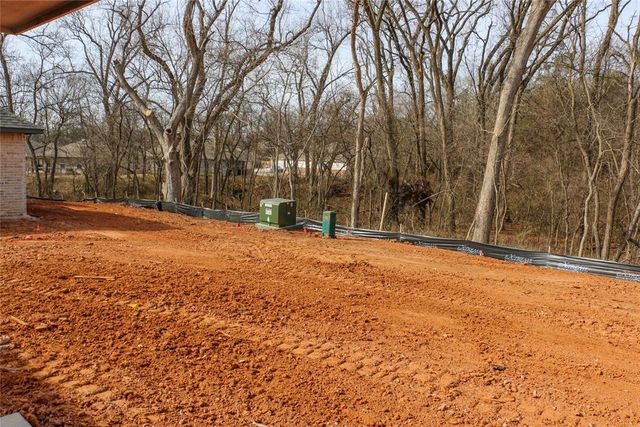 120 Mountain Laurel Way, Noble, OK 73068