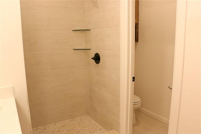 120 Mountain Laurel Way, Noble, OK 73068