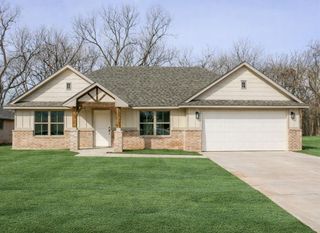 120 Mountain Laurel Way, Noble, OK 73068