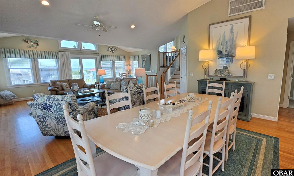 Image 11 of property listing at 3622 S Virginia Dare Trail, Nags Head, NC 27959