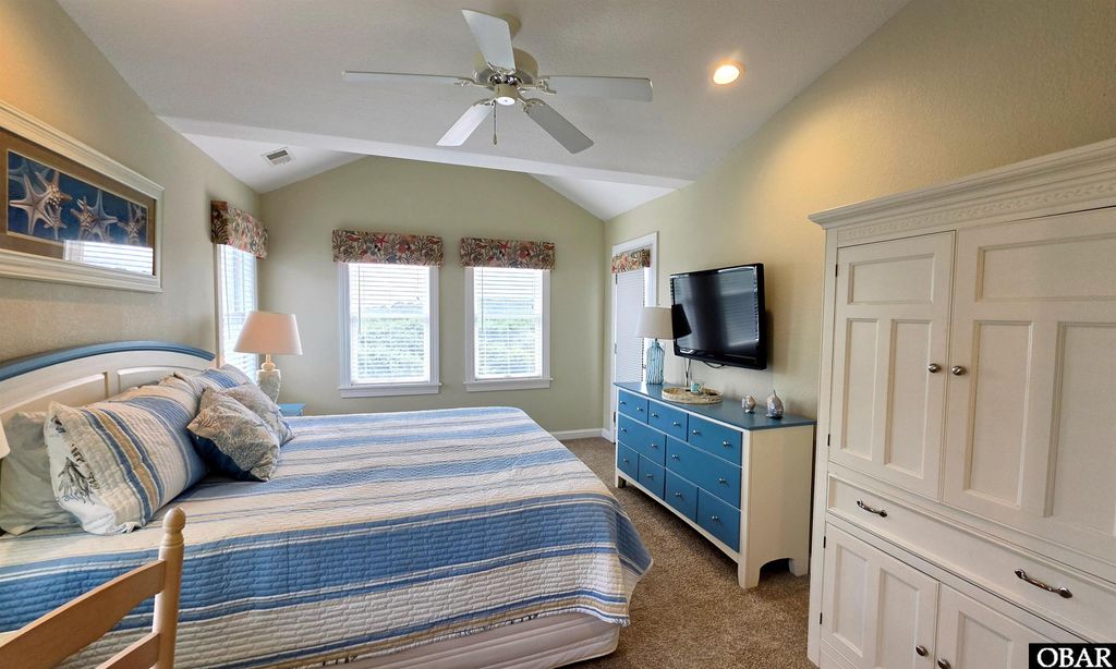 Image 25 of property listing at 3622 S Virginia Dare Trail, Nags Head, NC 27959