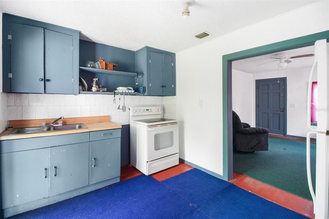 2205 & 2211 LAKE PICKETT ROAD, Orlando, FL 32826