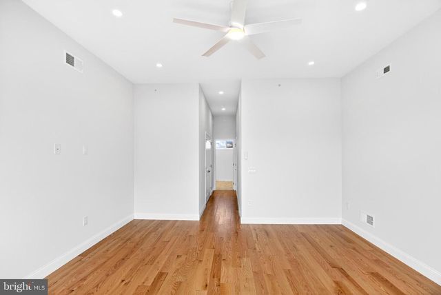 1403 S PATTON ST, Philadelphia, PA 19146