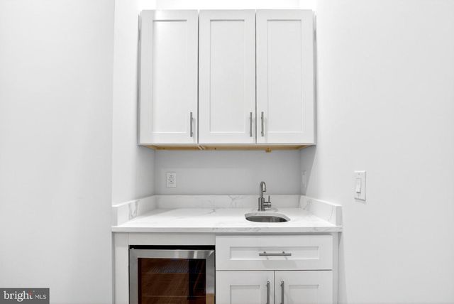 1403 S PATTON ST, Philadelphia, PA 19146