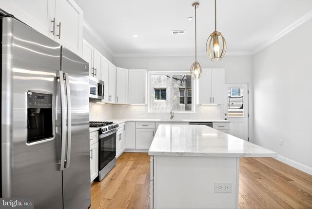 1403 S PATTON ST, Philadelphia, PA 19146