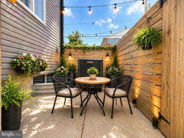 1403 S PATTON ST, Philadelphia, PA 19146