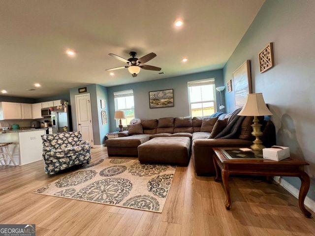 381 Cartecay Drive, Calhoun, GA 30701