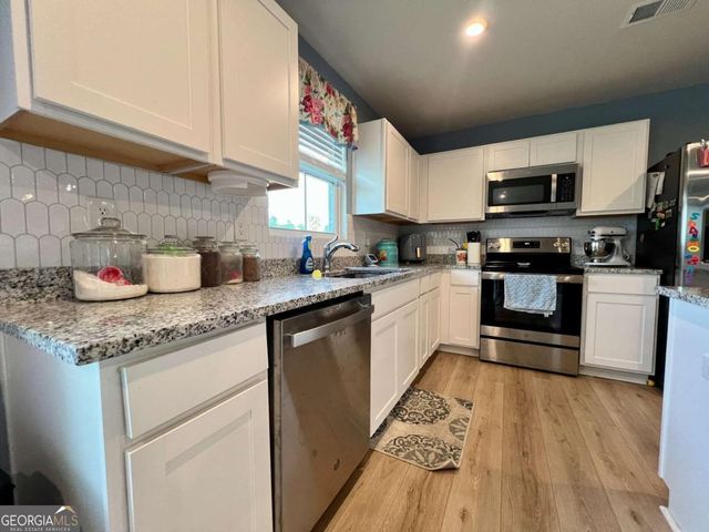381 Cartecay Drive, Calhoun, GA 30701