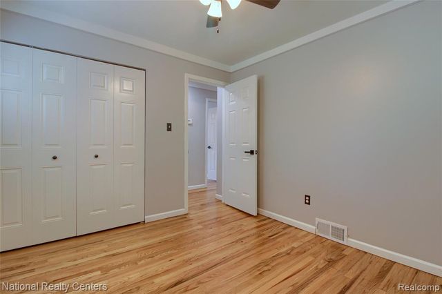 184 N Astor Street, Pontiac, MI 48342