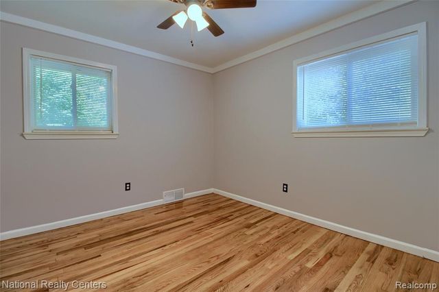 184 N Astor Street, Pontiac, MI 48342