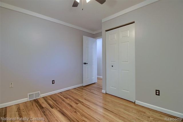 184 N Astor Street, Pontiac, MI 48342