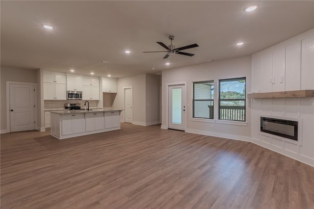 9 Duddington Lane, Bella Vista, AR 72714
