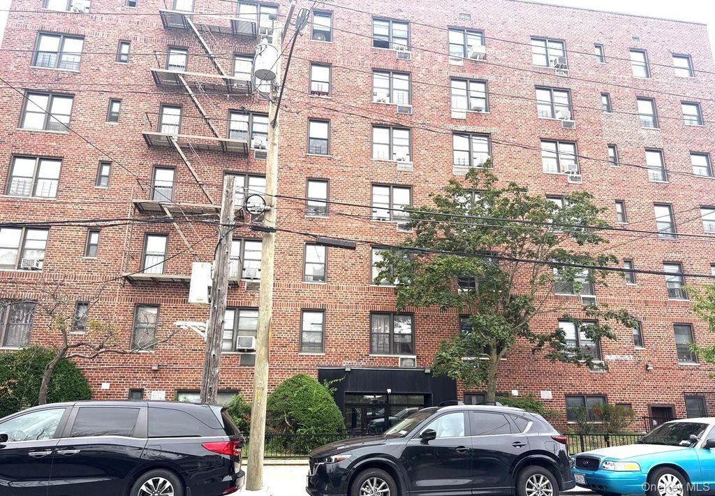 1040 Neilson Street 3B3, Far Rockaway, NY 11691