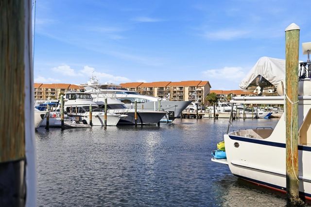 2101 Marina Isle Way 404, Jupiter, FL 33477