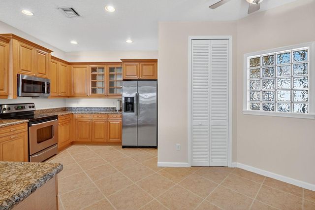 23269 Carolwood Lane 201, Boca Raton, FL 33428
