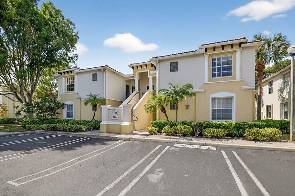 23269 Carolwood Lane 201, Boca Raton, FL 33428