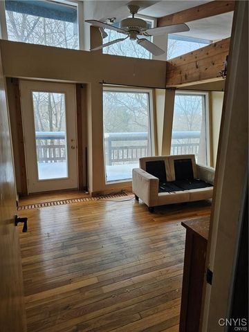 7927 Indian Hill Road, Pompey, NY 13104