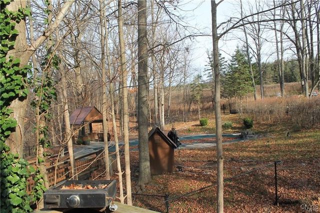 7927 Indian Hill Road, Pompey, NY 13104