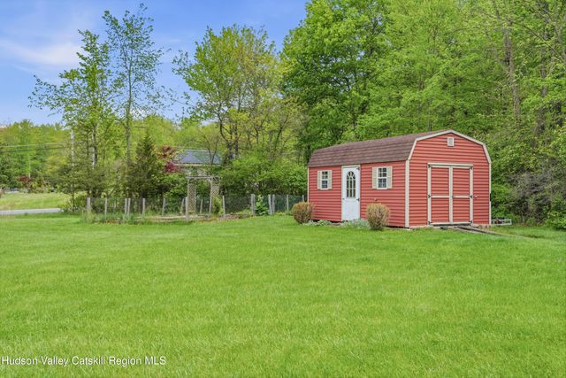 3 Jill Marie Circle, Wallkill, NY 12589