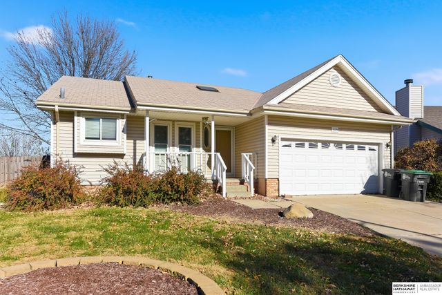 13572 V Circle, Omaha, NE 68137