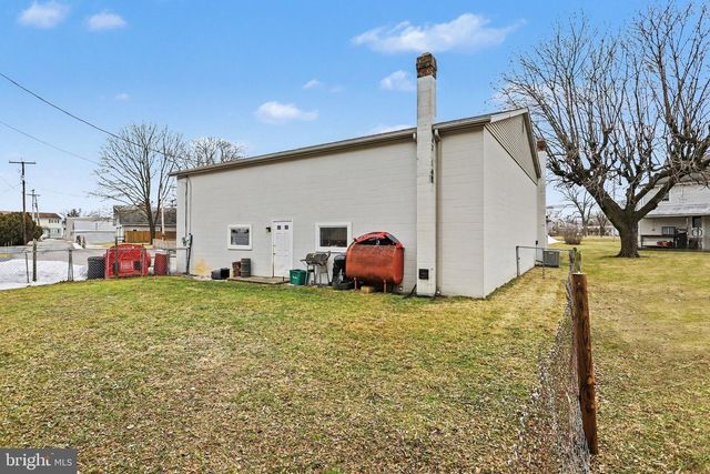 719 FREDERICK ST, Hanover, PA 17331