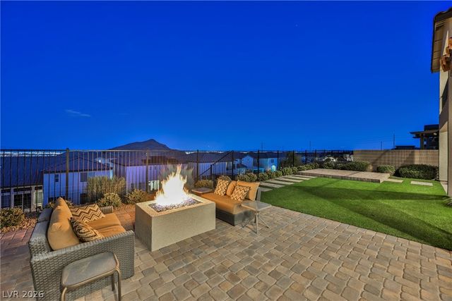 4564 Amazing View Street, Las Vegas, NV 89129