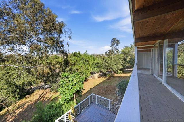 11819 Johnson Lake Road, Lakeside, CA 92040