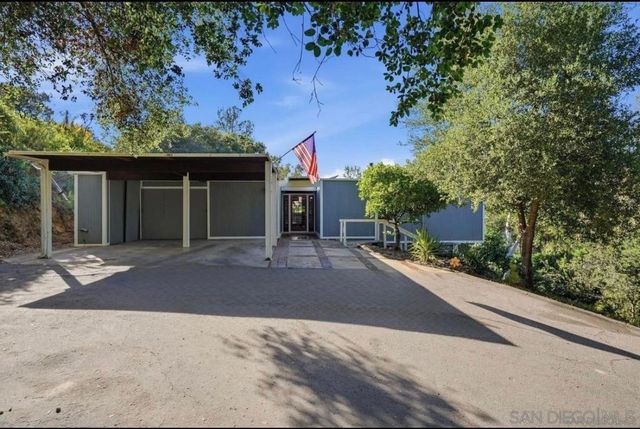 11819 Johnson Lake Road, Lakeside, CA 92040