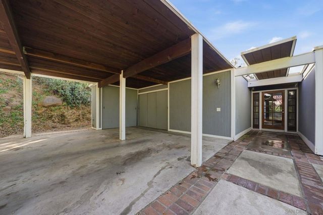 11819 Johnson Lake Road, Lakeside, CA 92040