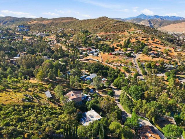 11819 Johnson Lake Road, Lakeside, CA 92040