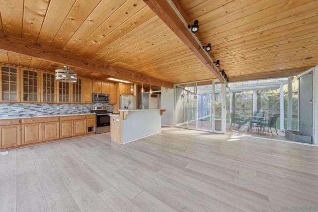 11819 Johnson Lake Road, Lakeside, CA 92040