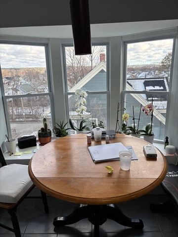 284 Boston Ave 3, Medford, MA 02155