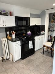 284 Boston Ave 3, Medford, MA 02155