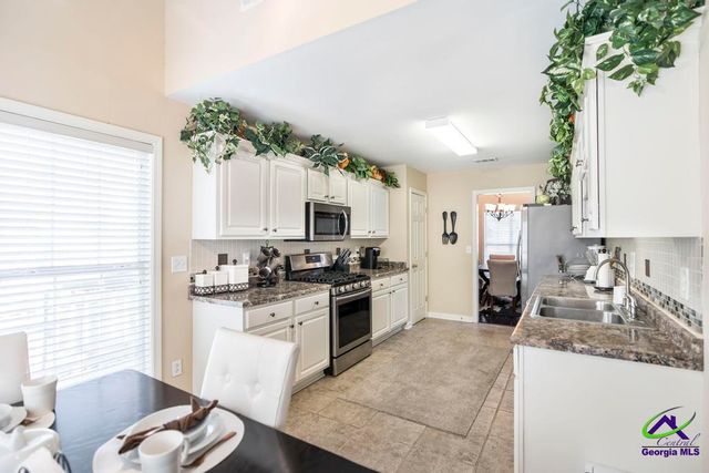 148 Ashford Trace Lane, Macon, GA 31210