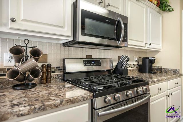 148 Ashford Trace Lane, Macon, GA 31210