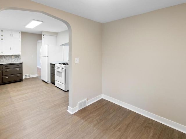 207 11th Avenue SE, Forest Lake, MN 55025