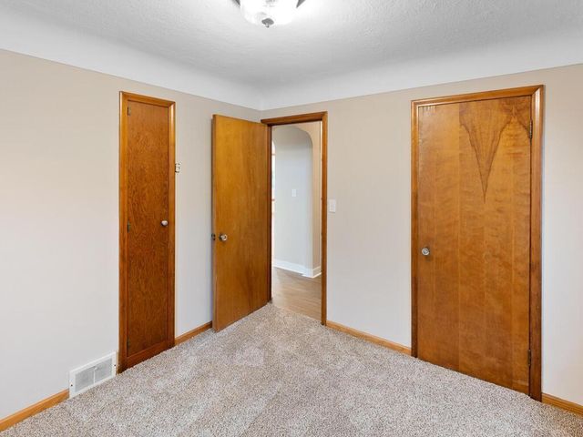 207 11th Avenue SE, Forest Lake, MN 55025