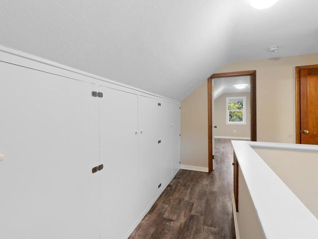 207 11th Avenue SE, Forest Lake, MN 55025