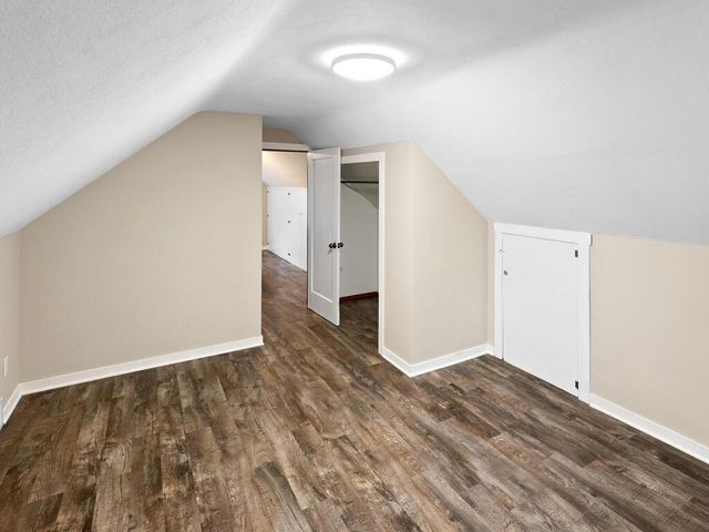 207 11th Avenue SE, Forest Lake, MN 55025