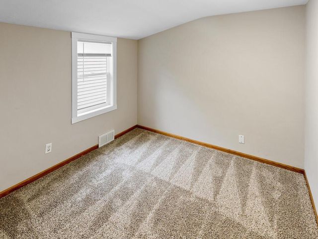 207 11th Avenue SE, Forest Lake, MN 55025