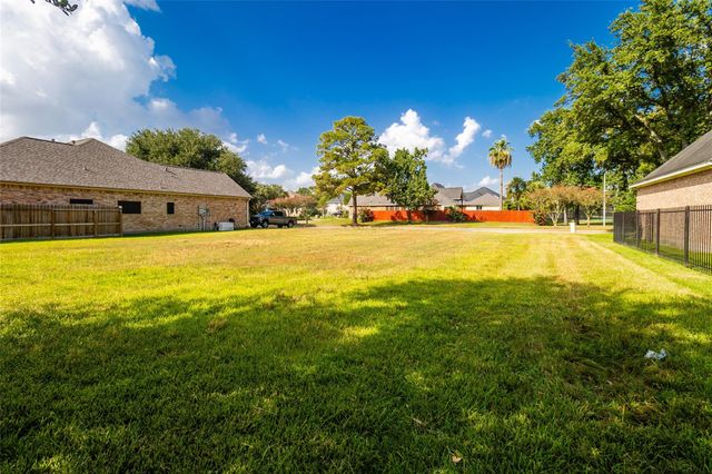 20715 Atascocita Shores Drive, Humble, TX 77346