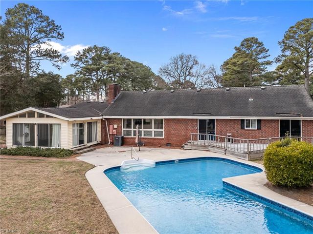 1504 Alanton DR, Virginia Beach, VA 23454