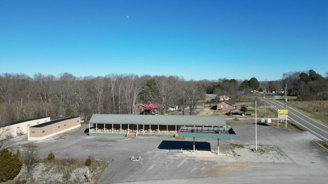 24 Elk River Dr, Estill Springs, TN 37330