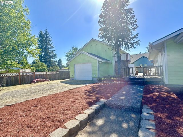 2543 Se 136TH Ave, Portland, OR 97236